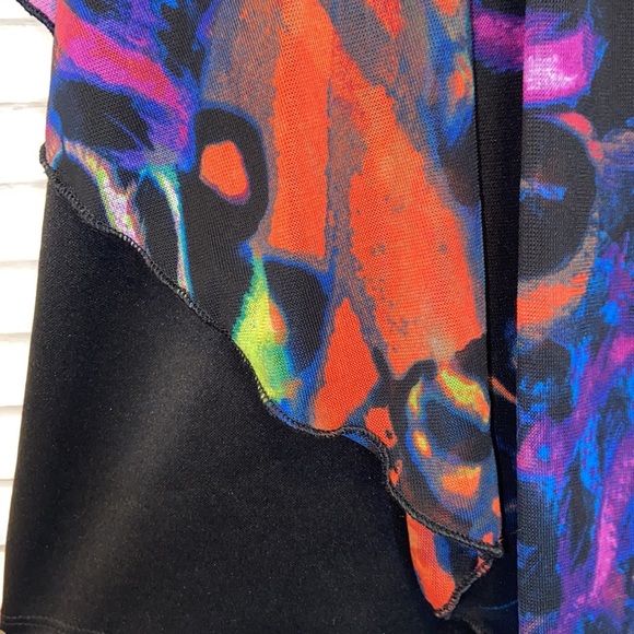 Multi-color abstract pattern blouse - Picture 4 of 4